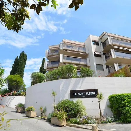 6 Personnes Avec Terrasse Et Piscine Quartier Fabron A Apartment *