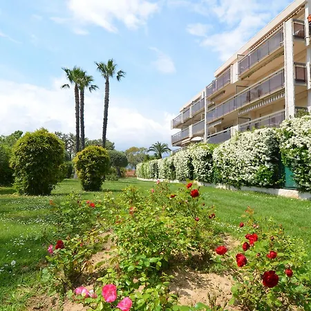 Apartment 6 Personnes Avec Terrasse Et Piscine Quartier Fabron A